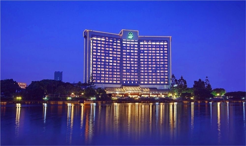 Fuzhou Lakeside Hotel Екстериор снимка