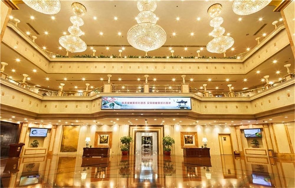 Fuzhou Lakeside Hotel Екстериор снимка