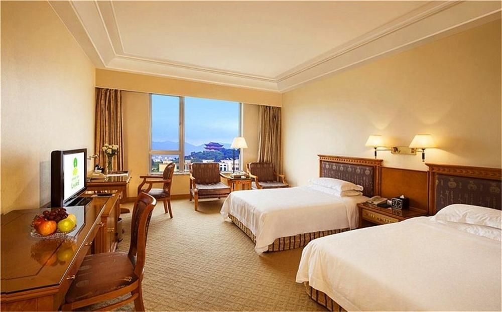 Fuzhou Lakeside Hotel Екстериор снимка